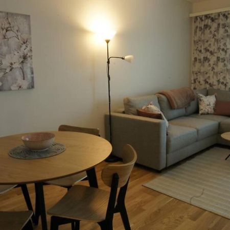 Keskustan Kaksio 45 M2 Autopaikalla, Rautatienkatu 19, 9 Krs Oulu Exterior foto