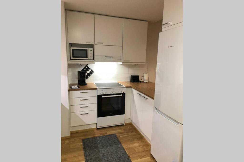 Keskustan Kaksio 45 M2 Autopaikalla, Rautatienkatu 19, 9 Krs Oulu Exterior foto
