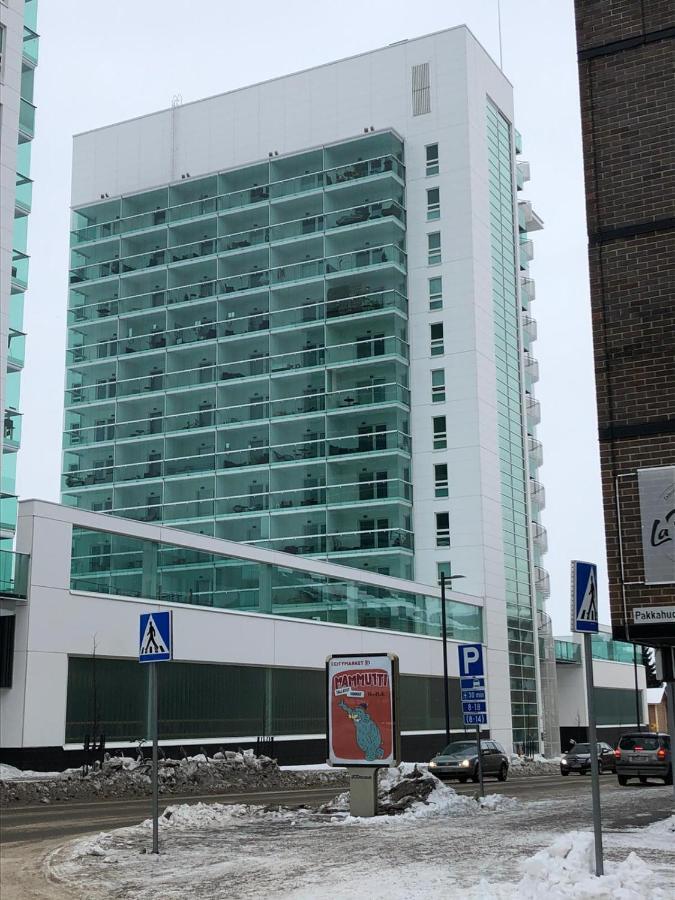 Keskustan Kaksio 45 M2 Autopaikalla, Rautatienkatu 19, 9 Krs Oulu Exterior foto