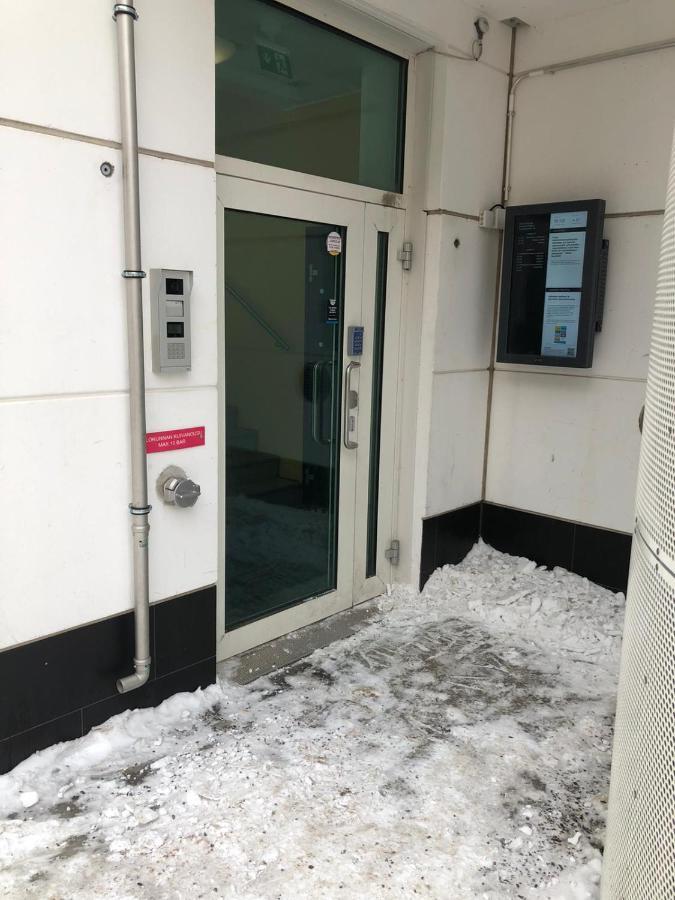Keskustan Kaksio 45 M2 Autopaikalla, Rautatienkatu 19, 9 Krs Oulu Exterior foto